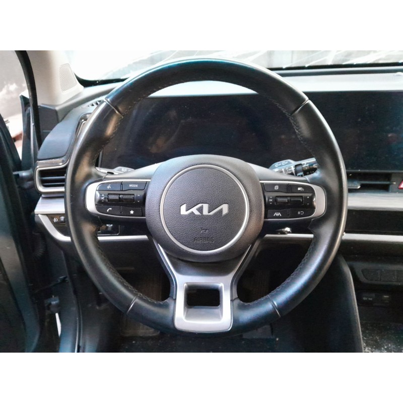 Recambio de volante para kia sportage 1.6 crdi mhev mhev m63a18 referencia OEM IAM   