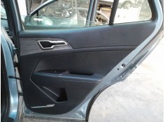 GUARNECIDO PUERTA TRASERA DERECHA 