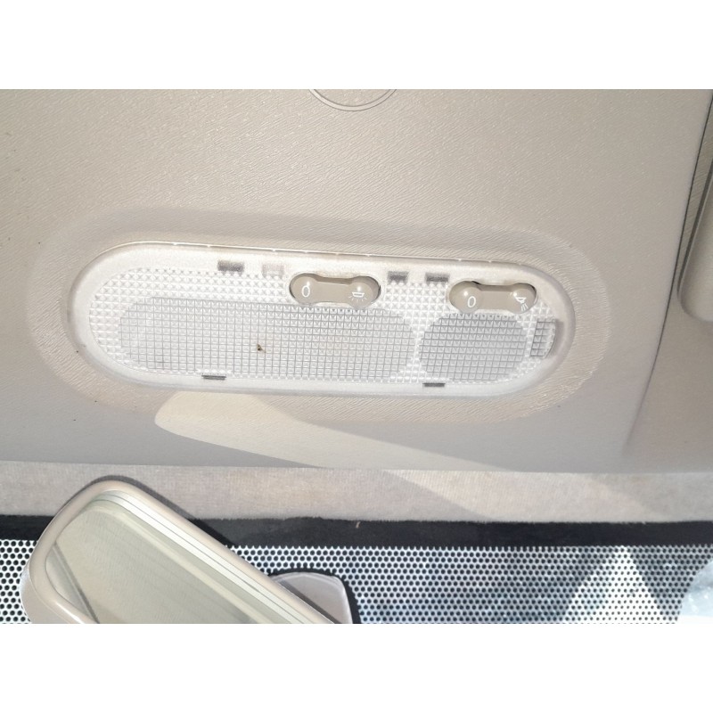 Recambio de luz interior para renault kangoo express referencia OEM IAM   