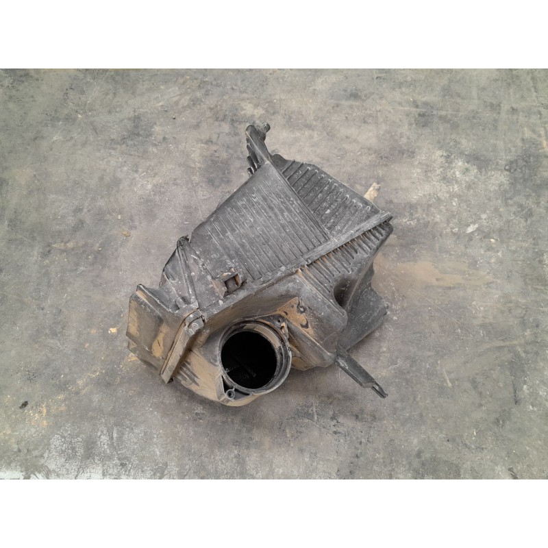 Recambio de filtro aire para renault kangoo express referencia OEM IAM   