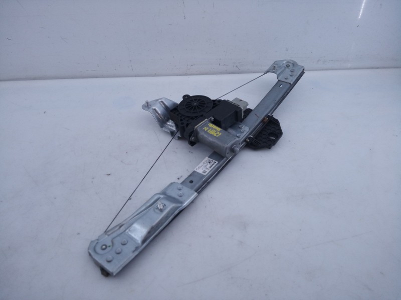 Recambio de elevalunas delantero izquierdo para dacia sandero stepway referencia OEM IAM   