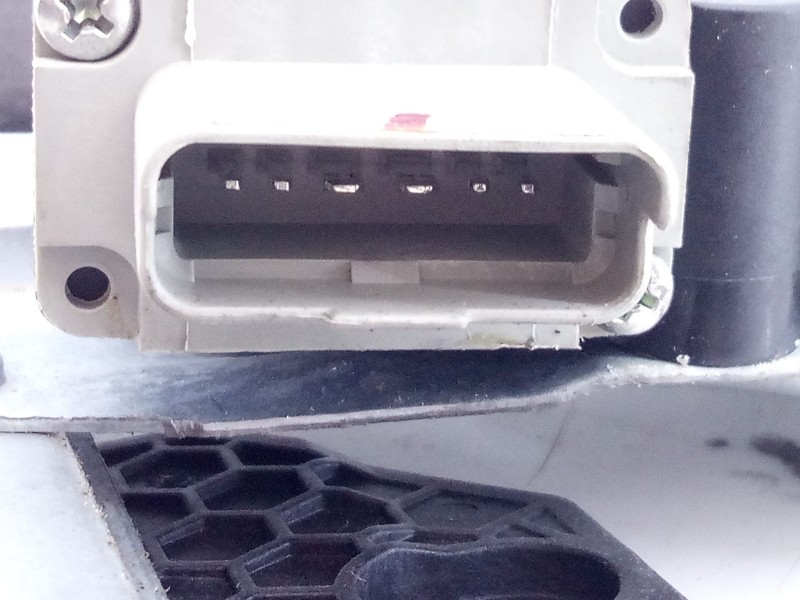 Recambio de elevalunas delantero izquierdo para dacia sandero stepway referencia OEM IAM   