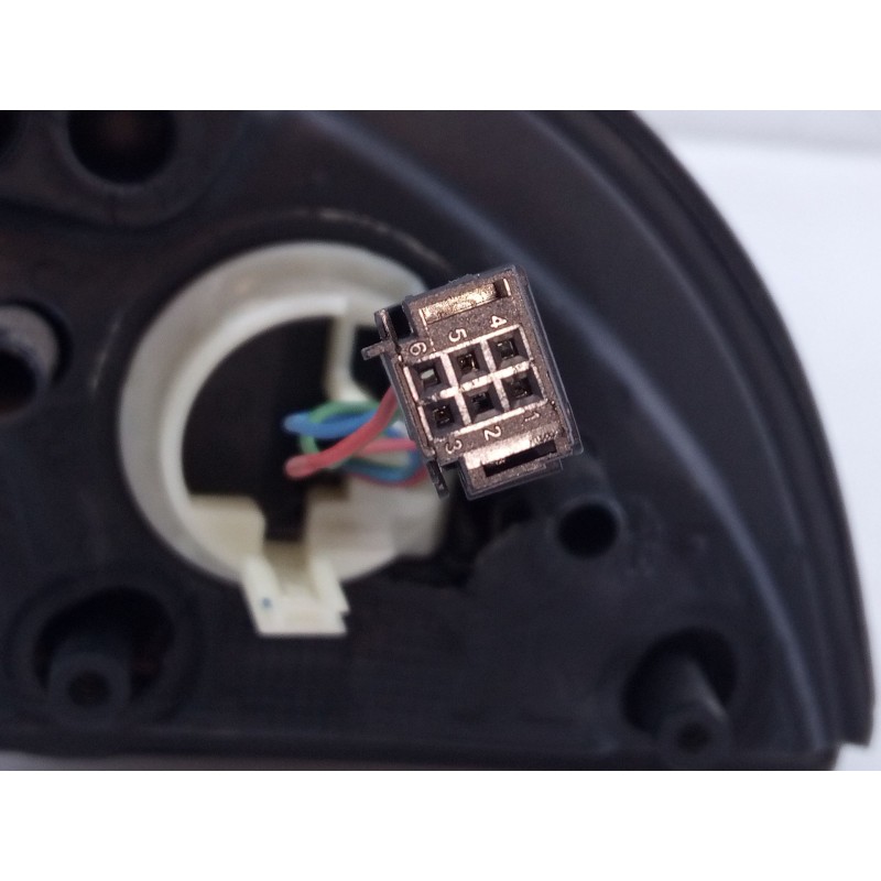 Recambio de retrovisor izquierdo electrico para citroen berlingo cuadro confort referencia OEM IAM   