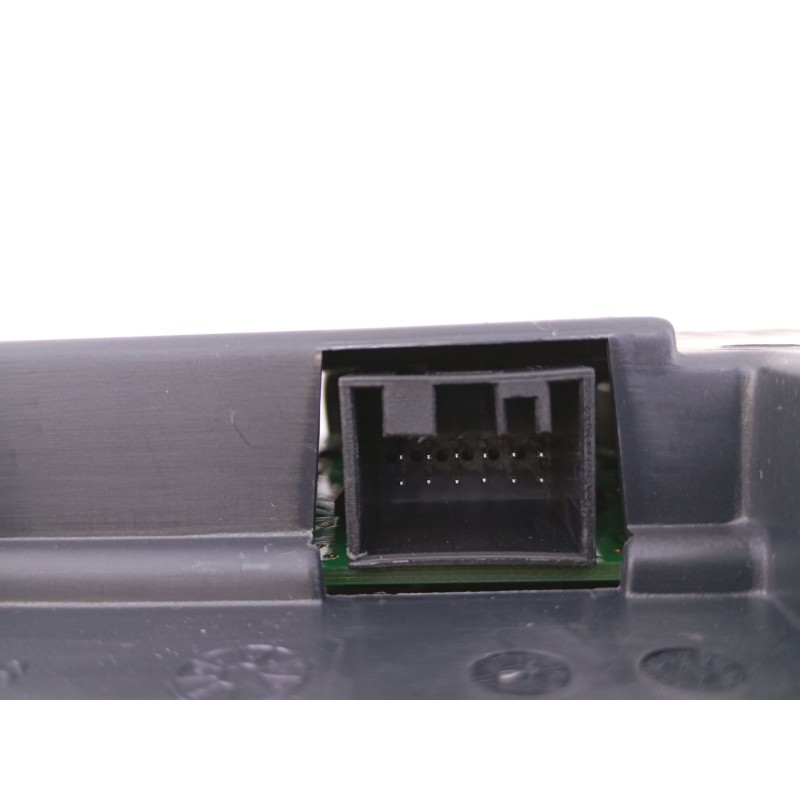 Recambio de cuadro instrumentos para bmw serie 1 lim. (f20) 116d referencia OEM IAM 17649411 268910801 