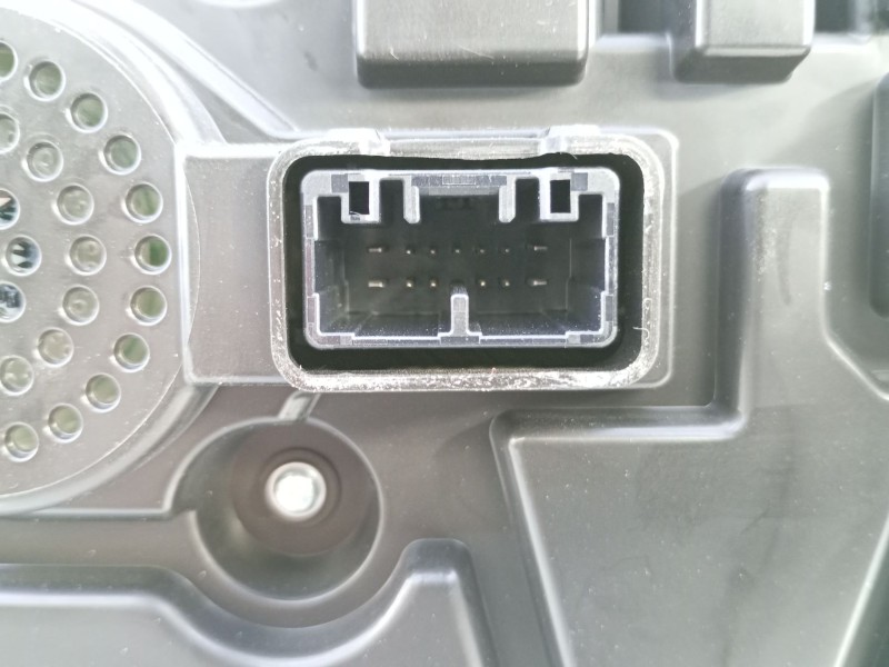 Recambio de cuadro instrumentos para toyota c-hr hybrid dynamic referencia OEM IAM 83800F4520  