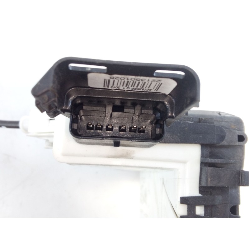 Recambio de cerradura puerta trasera derecha para citroen berlingo cuadro confort referencia OEM IAM   