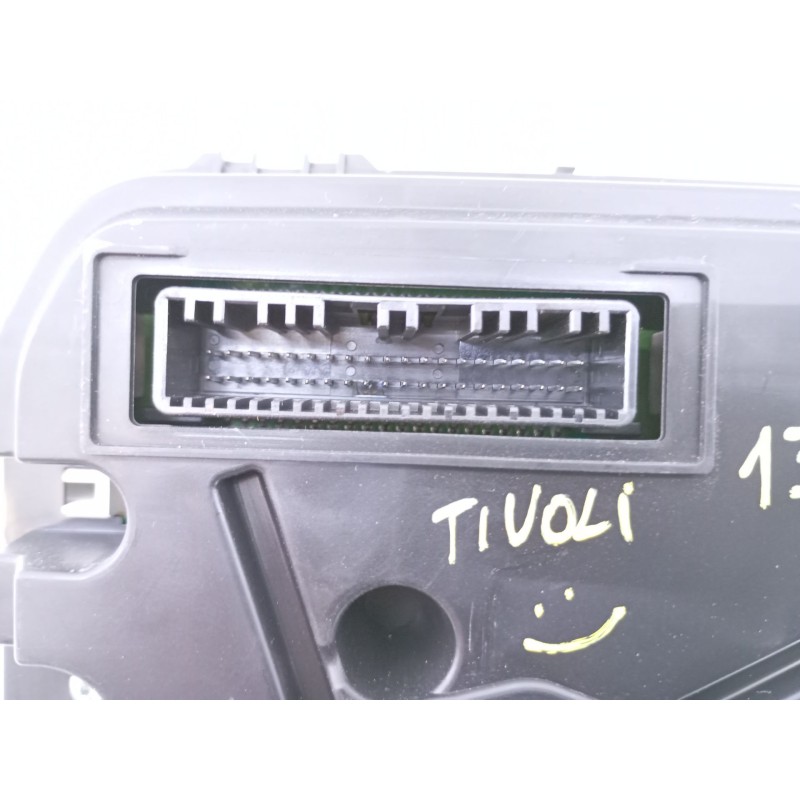 Recambio de cuadro instrumentos para ssangyong tivoli 1500 tgdi 135 cv / 99 kw referencia OEM IAM 8021035761 240226 