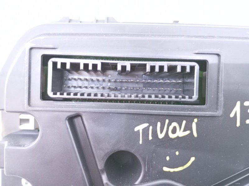 Recambio de cuadro instrumentos para ssangyong tivoli 1500 tgdi 135 cv / 99 kw referencia OEM IAM 8021035761 240226 