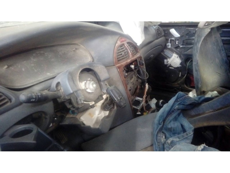 citroen c5 berlina del año 2002