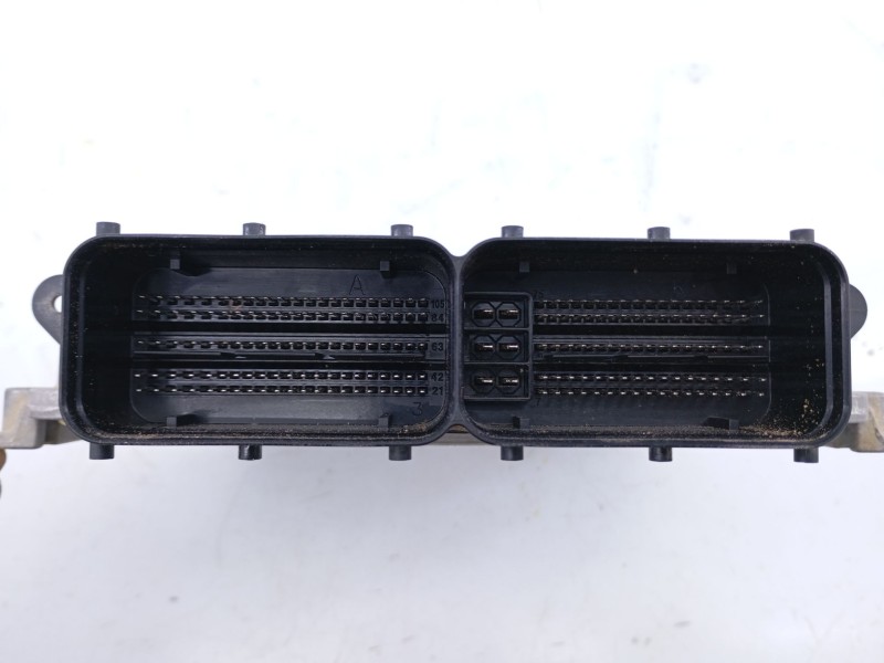 Recambio de centralita motor uce para hyundai tucson essence 2wd referencia OEM IAM 391402ABB0 0281031578 