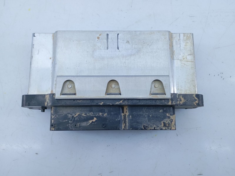 Recambio de centralita motor uce para skoda fabia active referencia OEM IAM 04C907309J 0261S09676 