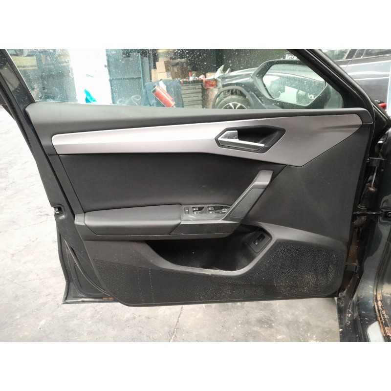 Recambio de guarnecido puerta delantera izquierda para seat leon leon 5f8 st fr e-hybrid referencia OEM IAM   