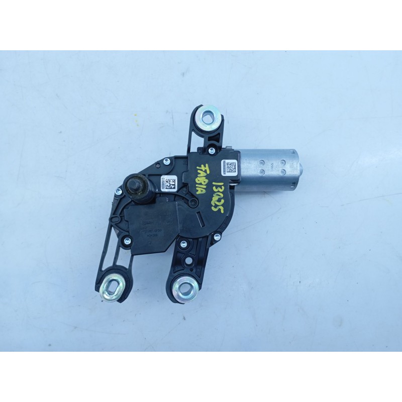 Recambio de motor limpia trasero para skoda fabia combi familiar comfort referencia OEM IAM 5F4955711A  