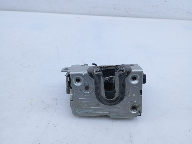 Recambio de cerradura puerta trasera izquierda para dacia sandero laureate referencia OEM IAM PA6GF30  