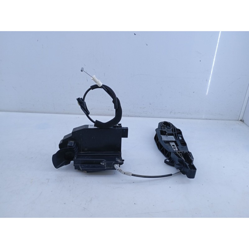 Recambio de cerradura puerta delantera derecha para peugeot 308 active referencia OEM IAM 9810309380  
