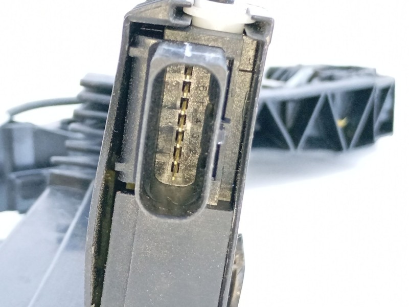 Recambio de cerradura puerta delantera derecha para peugeot 308 active referencia OEM IAM 9810309380  