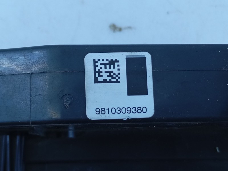 Recambio de cerradura puerta delantera derecha para peugeot 308 active referencia OEM IAM 9810309380  