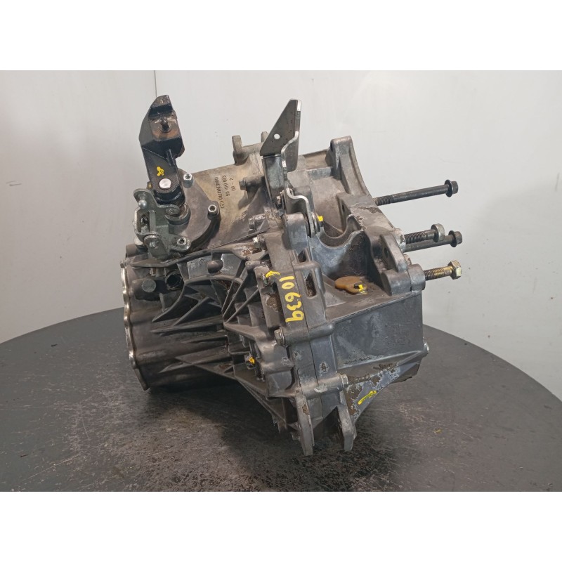 Recambio de caja cambios para chevrolet captiva 2.0 vcdi lt referencia OEM IAM GK014165 BW4063 M1-B4-69