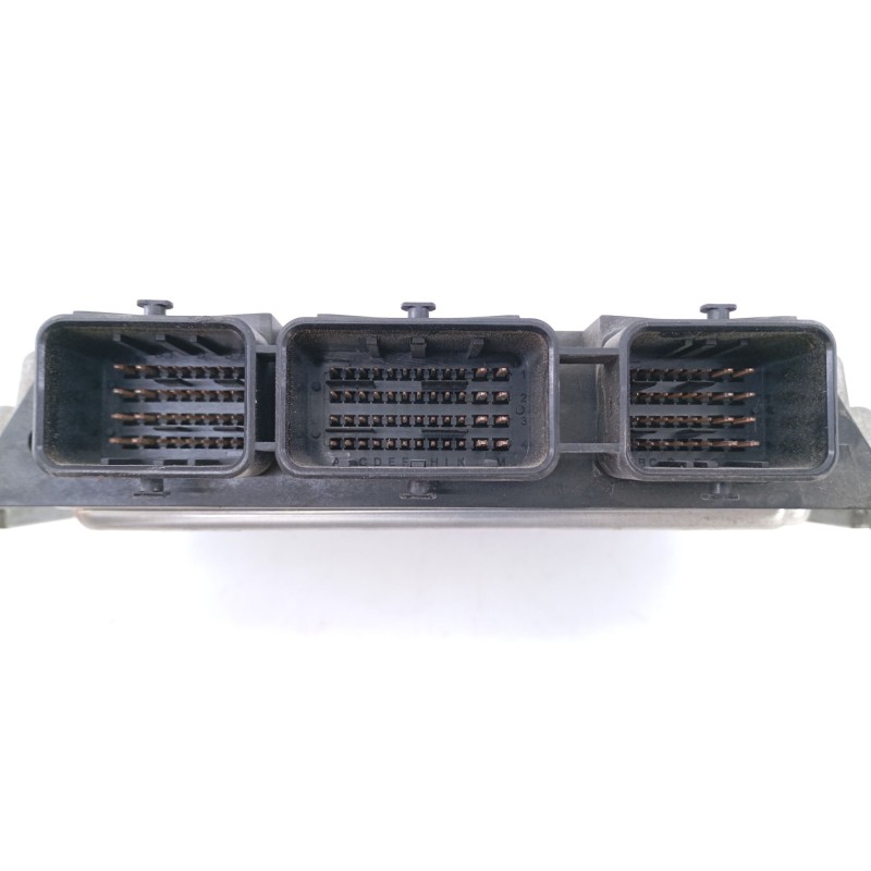 Recambio de centralita motor uce para citroen c4 berlina collection referencia OEM IAM 9664257580 0281013332 