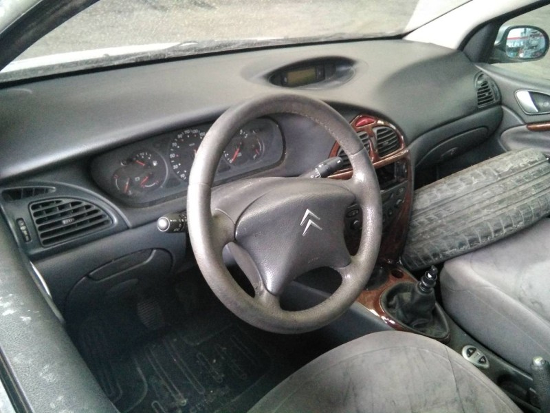 citroen c5 berlina del año 2003