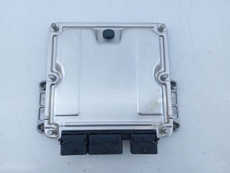 Recambio de centralita motor uce para citroen c5 berlina 2.0 hdi referencia OEM IAM   