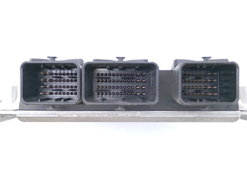 Recambio de centralita motor uce para citroen c5 berlina 2.0 hdi referencia OEM IAM   