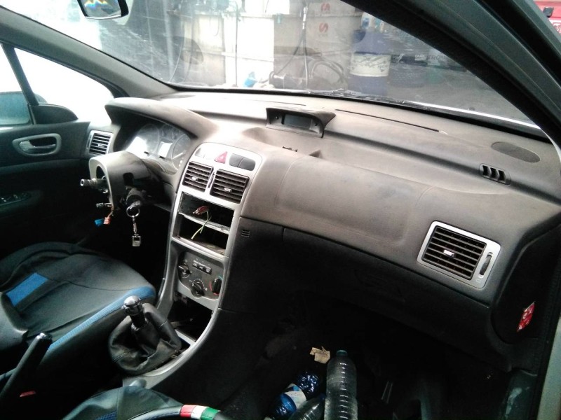 peugeot 307 (s1) del año 2001