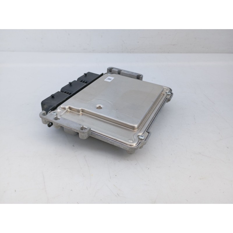 Recambio de centralita motor uce para peugeot partner kasten confort referencia OEM IAM 9807885980 0281030546 