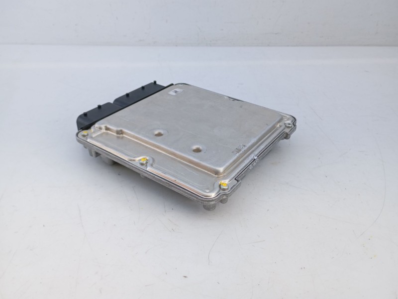 Recambio de centralita motor uce para volkswagen caddy furgón/kombi furgón 4motion bmt referencia OEM IAM 04L907309AB 0281031786