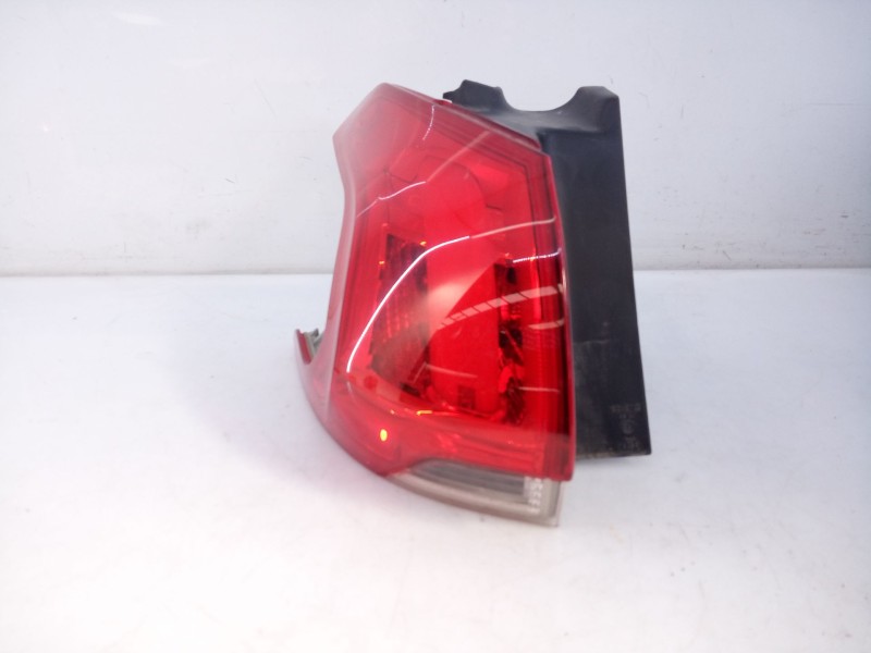 Recambio de piloto trasero izquierdo para peugeot 2008 (--.2013) allure referencia OEM IAM 9678074280  