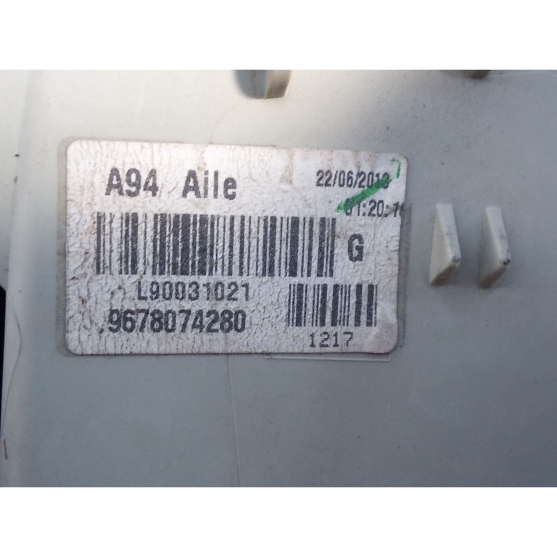 Recambio de piloto trasero izquierdo para peugeot 2008 (--.2013) allure referencia OEM IAM 9678074280  