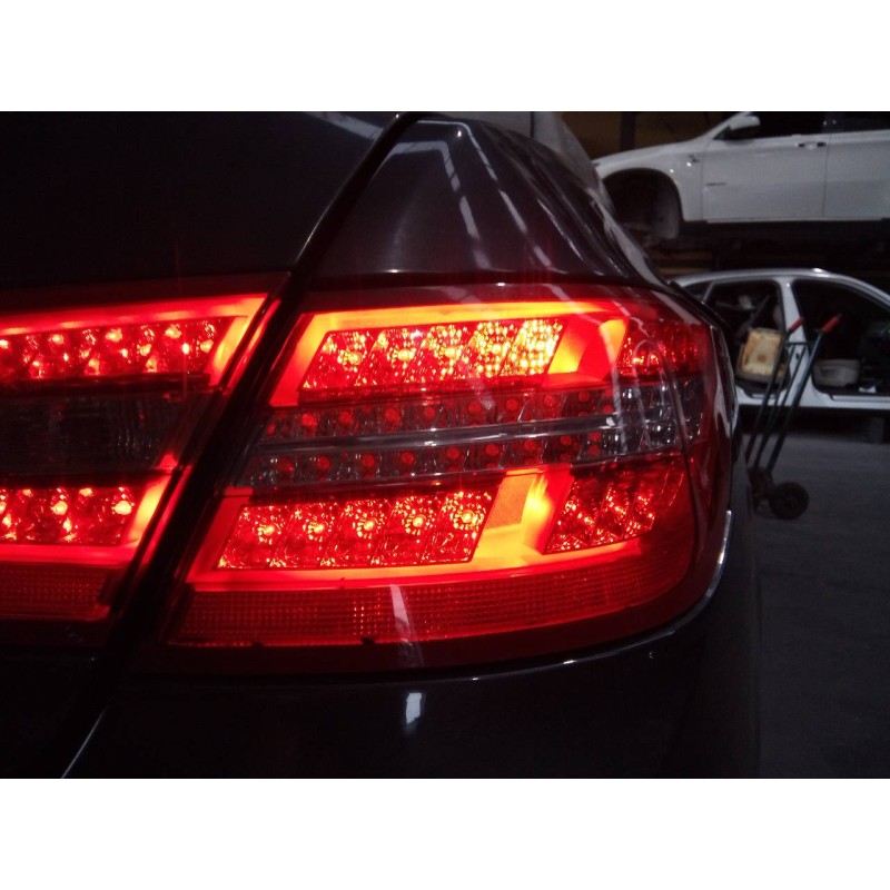 Recambio de piloto trasero derecho para mercedes clase clk (w207) coupe e 350 cdi blueefficiency (207.323) referencia OEM IAM A2