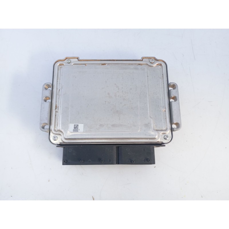 Recambio de centralita motor uce para ssangyong tivoli 1500 tgdi 135 cv / 99 kw referencia OEM IAM 1755401432 0261S103NP 