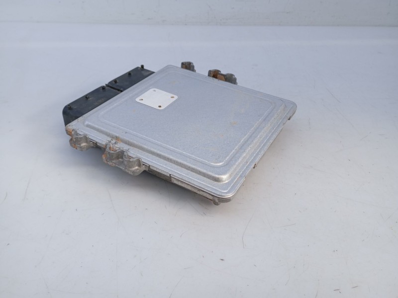 Recambio de centralita motor uce para kia sportage gt line referencia OEM IAM 391012U945  