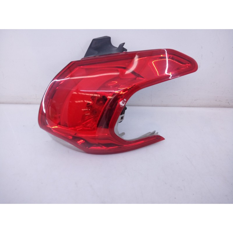 Recambio de piloto trasero derecho para peugeot 2008 (--.2013) allure referencia OEM IAM   