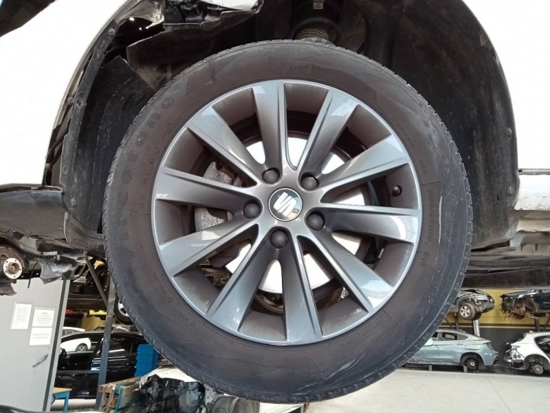 Recambio de llanta para seat leon (5f1) style visio edition referencia OEM IAM 205/55/16  