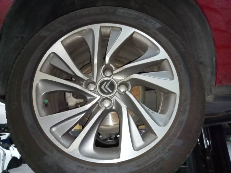 Recambio de llanta para citroen ds4 cosmo referencia OEM IAM 215/55/17  