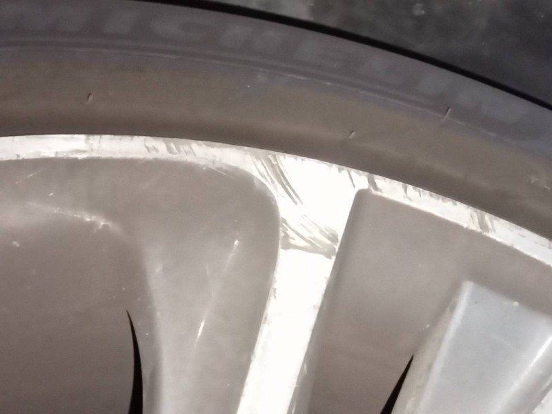 Recambio de llanta para citroen ds4 cosmo referencia OEM IAM 215/55/17  