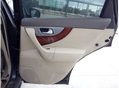 GUARNECIDO PUERTA TRASERA DERECHA 