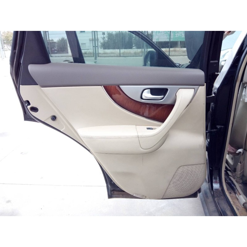 Recambio de guarnecido puerta trasera izquierda para infiniti fx fx30d s referencia OEM IAM   