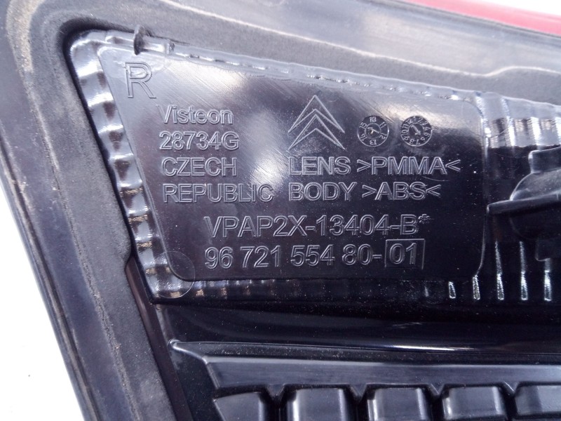 Recambio de piloto trasero derecho porton para citroen c4 lim. seduction referencia OEM IAM 967215548001  