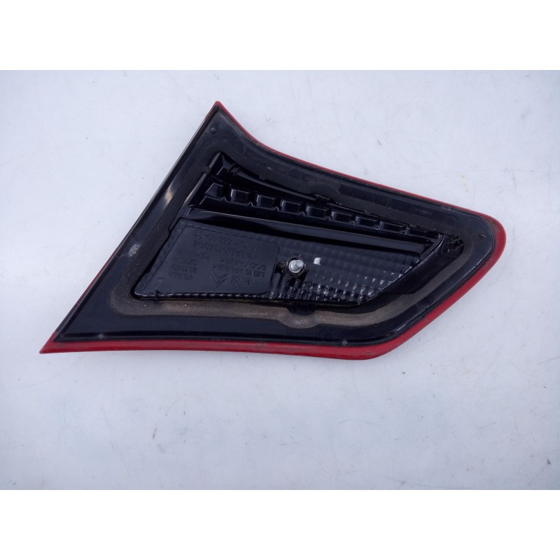 Recambio de piloto trasero izquierdo porton para citroen c4 lim. seduction referencia OEM IAM 967215588001  