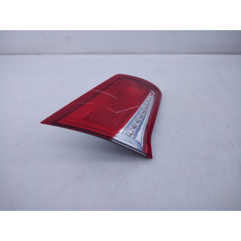 Recambio de piloto trasero izquierdo porton para citroen c4 lim. seduction referencia OEM IAM 967215588001  