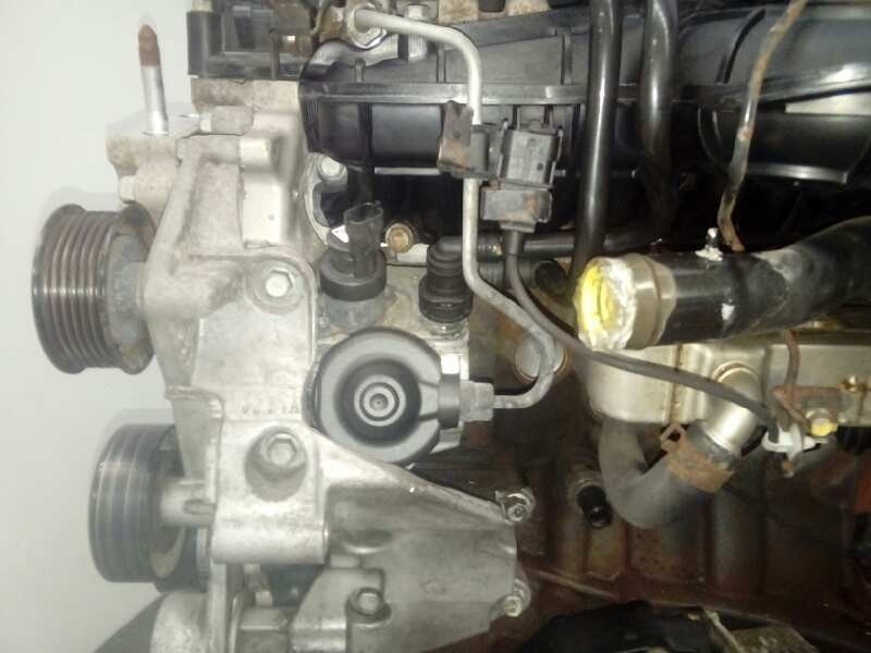 Recambio de despiece motor para hyundai ix35 style awd referencia OEM IAM D4HA DESPIECE M1-A2-18