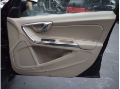GUARNECIDO PUERTA DELANTERA DERECHA 