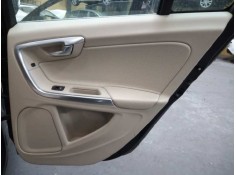 GUARNECIDO PUERTA TRASERA DERECHA 