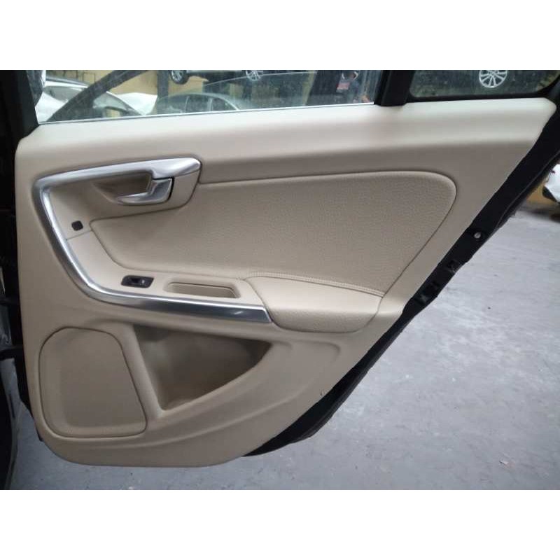 Recambio de guarnecido puerta trasera derecha para volvo s60 lim. r-design referencia OEM IAM   