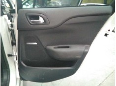 GUARNECIDO PUERTA TRASERA DERECHA 