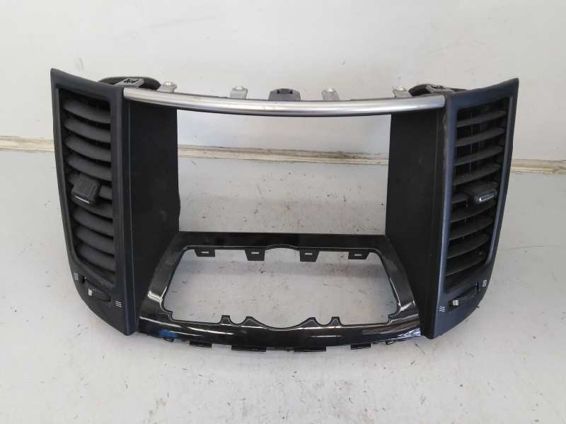 Recambio de rejilla aireadora para infiniti fx fx30d s referencia OEM IAM   
