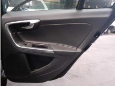 GUARNECIDO PUERTA TRASERA DERECHA 